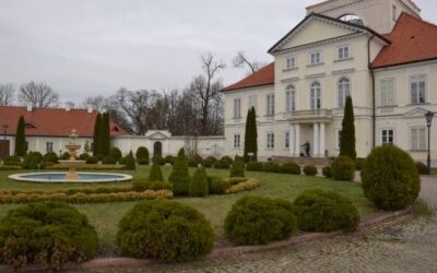 Szlakiem nadbużańskich dworów i pałaców