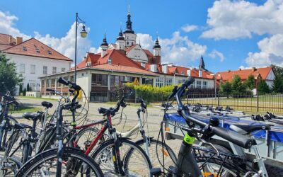 MAJÓWKA – ORGANIZUJEMY WYJAZDY JEDNODNIOWE